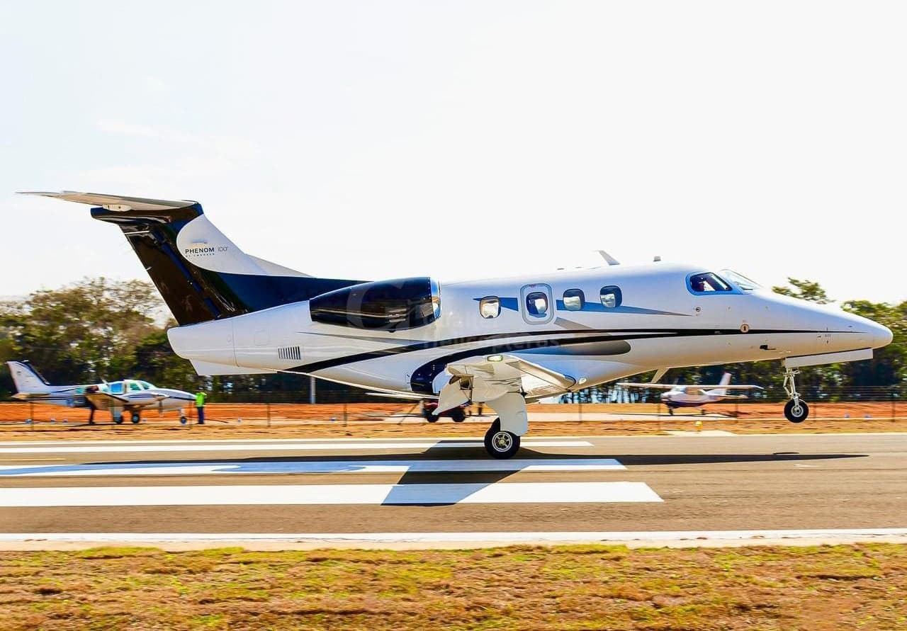 EMBRAER EMB 500 - PHENOM 100