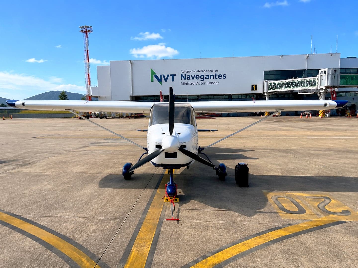 Montaer MC01